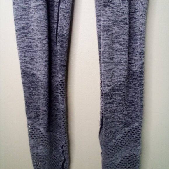 Pink Victoria's Secret Leggings Women XS Seamless Ankle Cropped Mesh Gray - Picture 6 of 15
